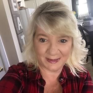 Meet your Posher, Janet